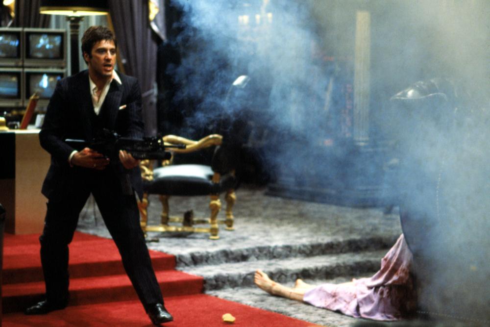 Кадры из Лицо со шрамом (1983)