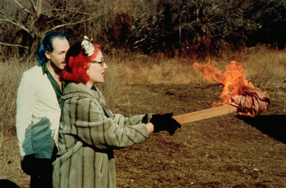 Кадры из Розовые фламинго (1972)