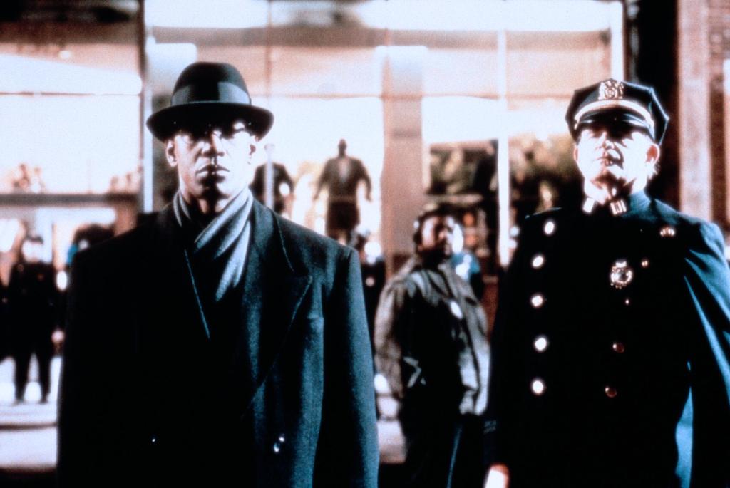 Кадры из Малкольм Икс (1992)
