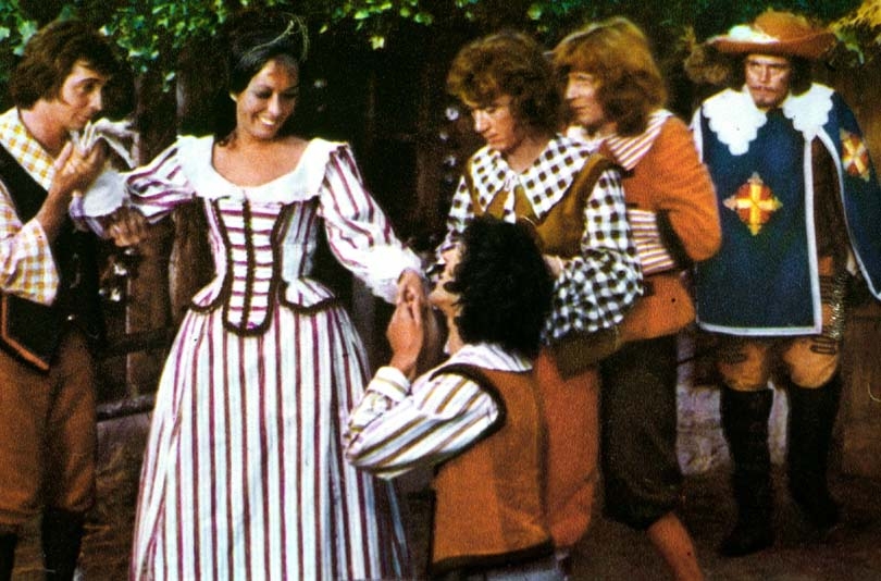 Кадры из 4 мушкетера Шарло (1974)