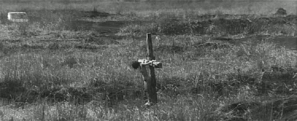 Кадры из Жестокая девственница (2010)