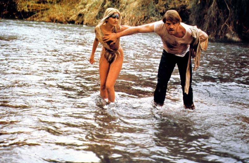 Кадры из Белая богиня каннибалов (1980)