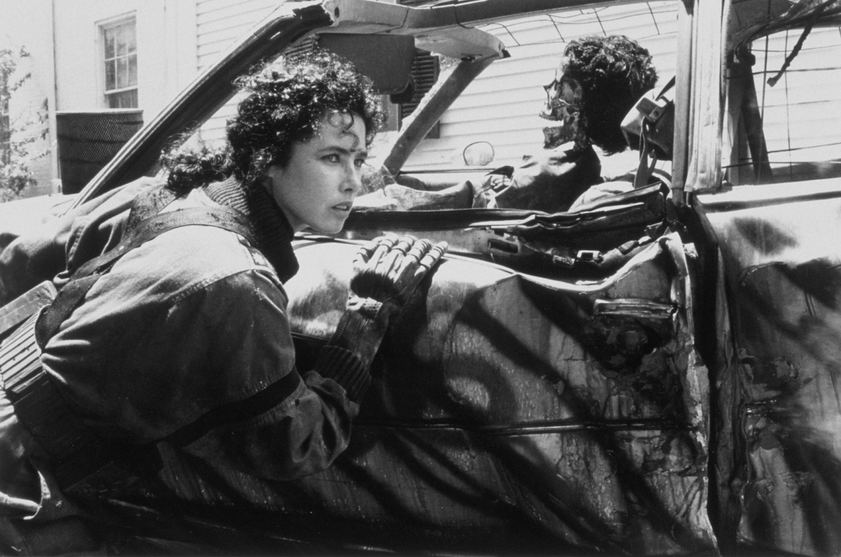 Кадры из Киборг (1989)