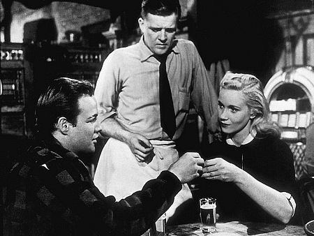 Кадры из В порту (1954)