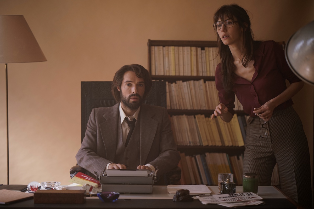 Кадры из Он и Она (2017)