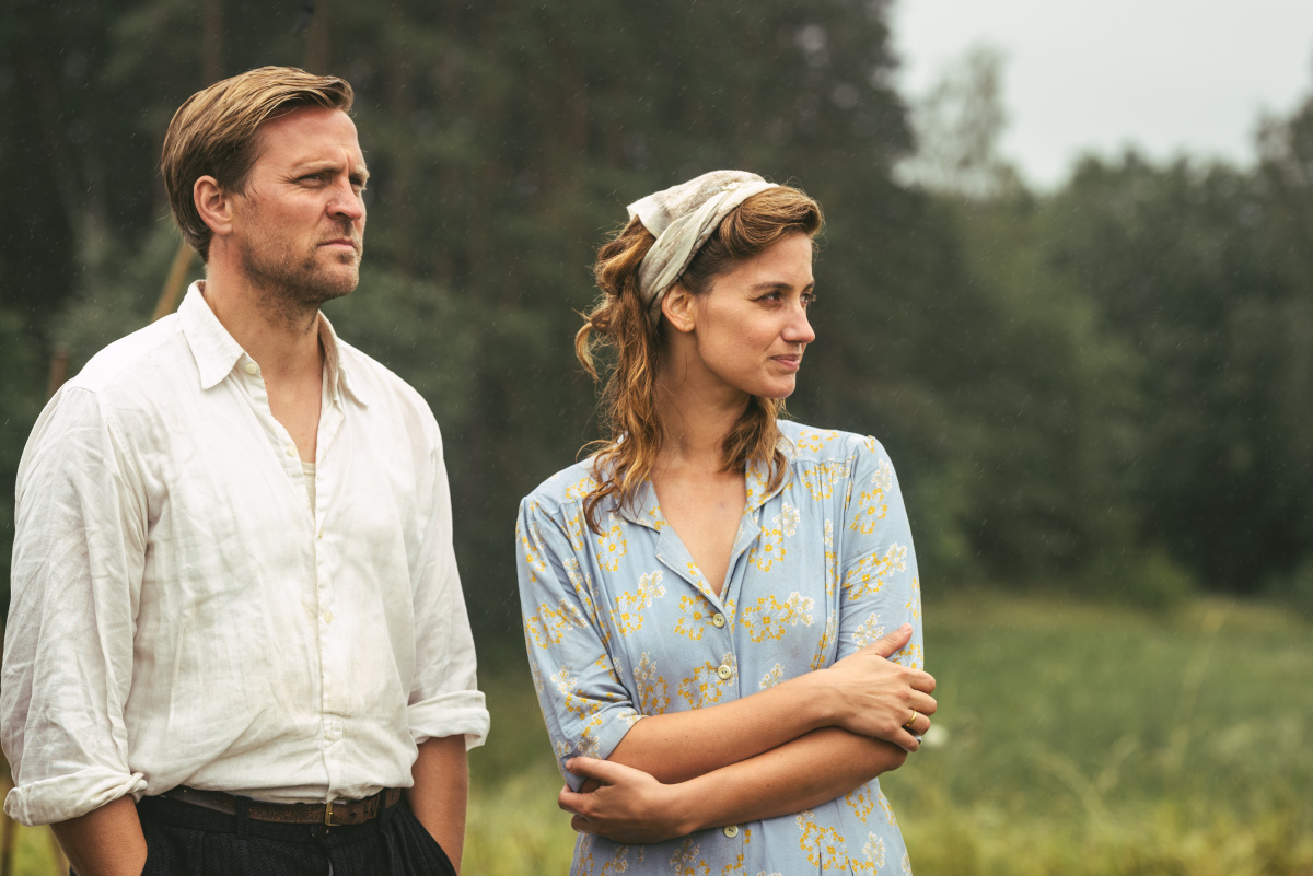 Кадры из Угоняя лошадей (2019)