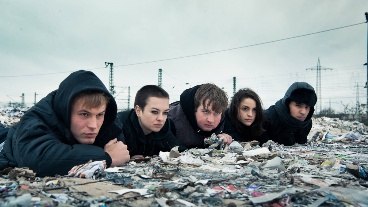 Кадры из Мы — волна (2019)