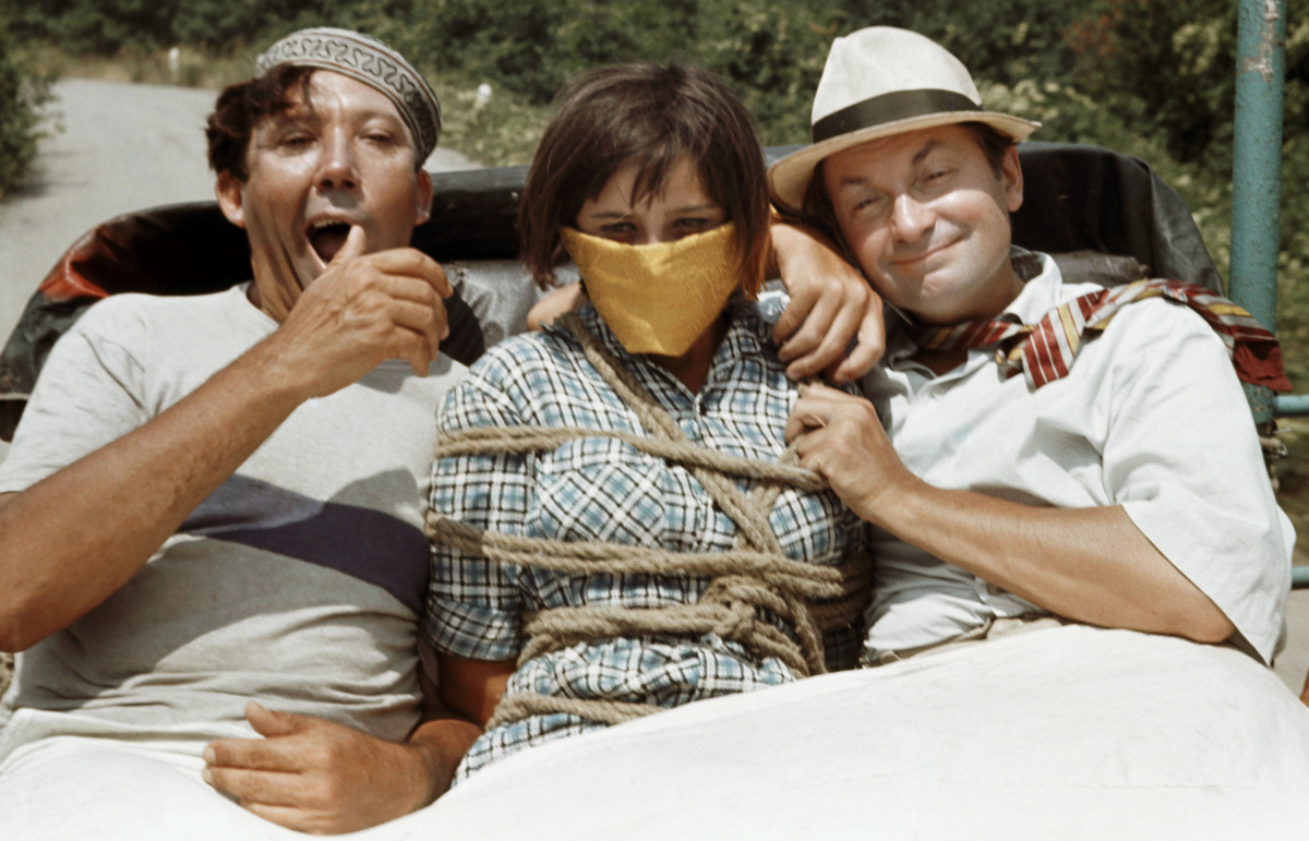Кадры из Кавказская пленница, или Новые приключения Шурика (1967)