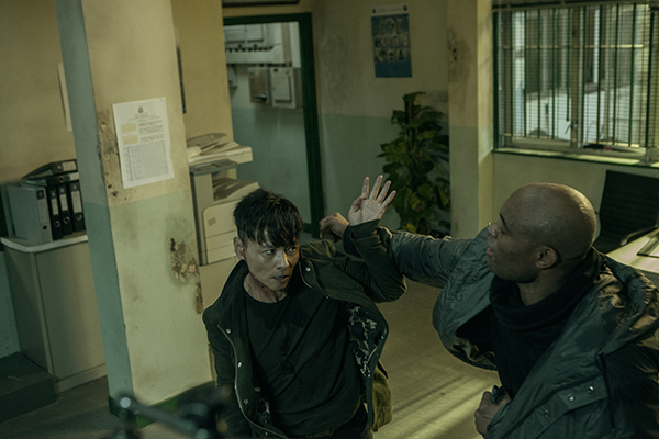 Кадры из Непобедимый дракон (2019)