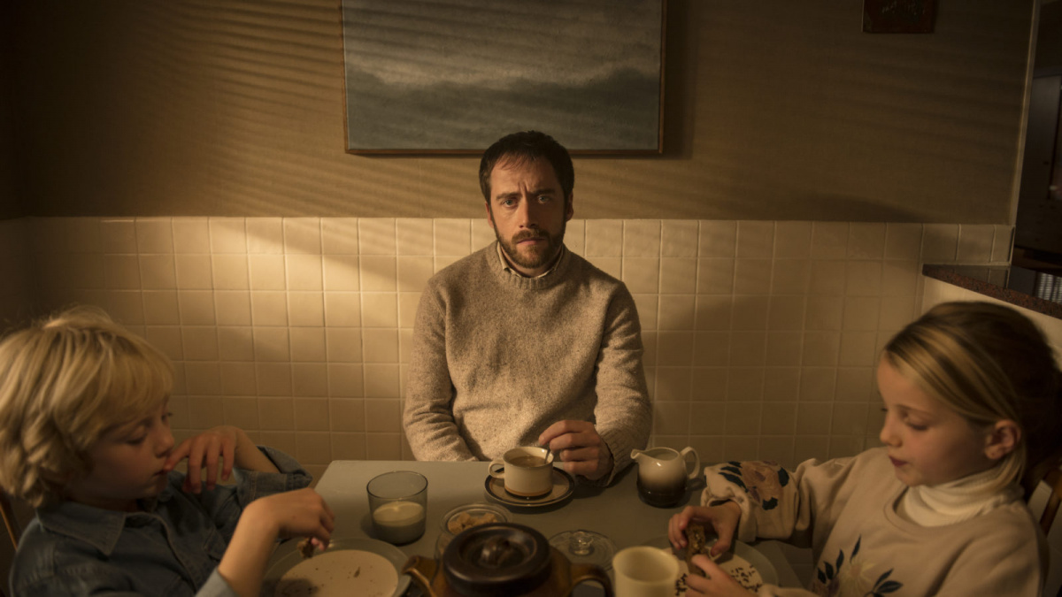 Кадры из Человек с пистолетом (2019)