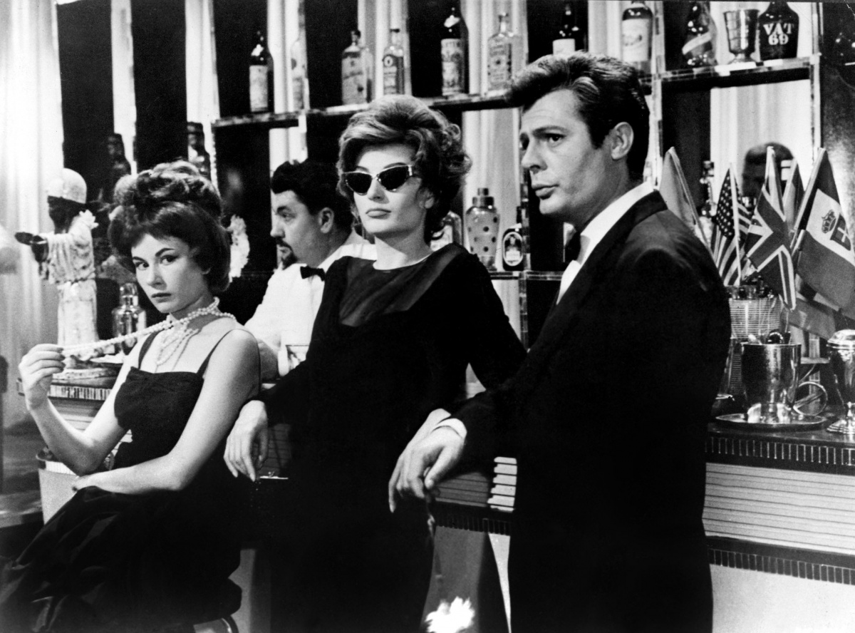 Кадры из 8 с половиной (1963)