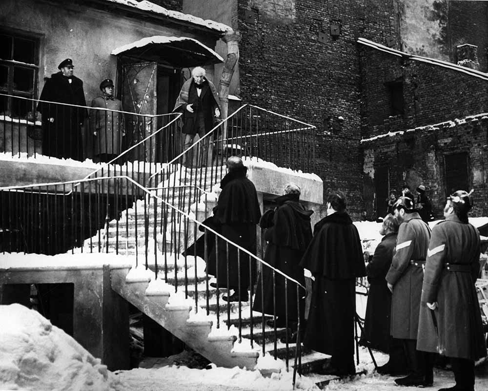 Кадры из Веселые Расплюевские дни (1966)