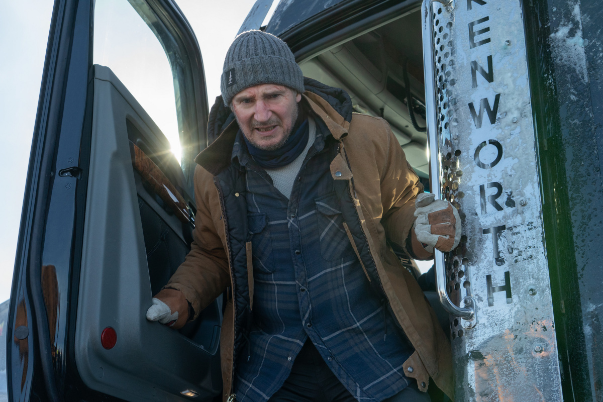 Кадры из Ледяной драйв (2021)