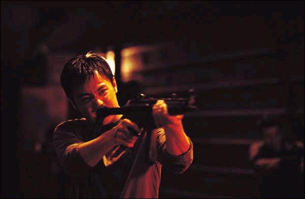 Кадры из 2009: Стёртая память (2002)