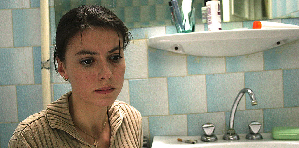 Кадры из 4 месяца, 3 недели и 2 дня (2007)