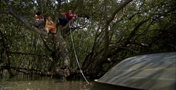 Кадры из Хищные воды (2007)