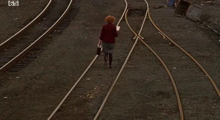 Кадры из Ангел за моим столом (1990)