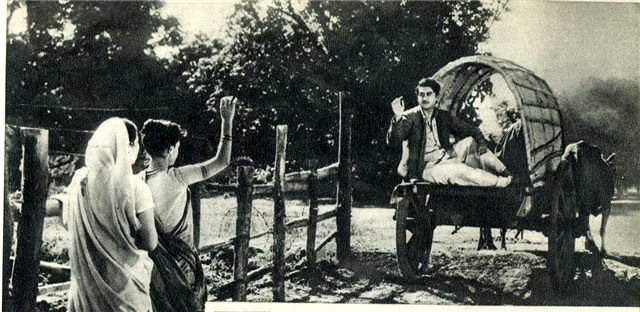 Кадры из Служба (1954)