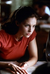Целуя девушек (1997)