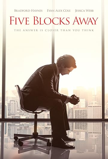 Смотреть За пять кварталов отсюда онлайн в HD качестве 720p